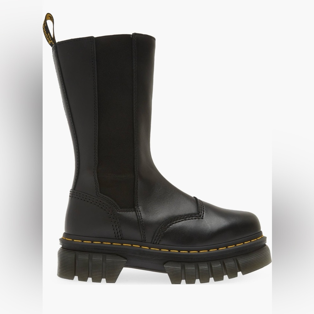 NWB Dr. Martens Audrick Tall Chelsea Platform Boots